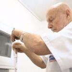 CMR: nova marca homenageia um dos mais longevos veterinários
